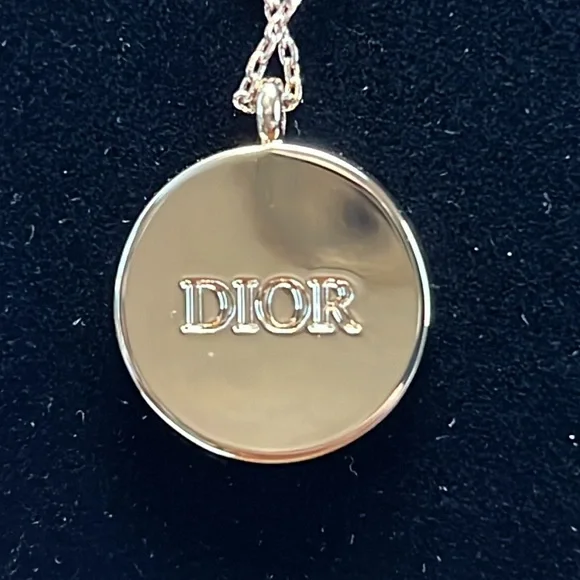 Dior • Gold J'adore Necklace - Picture 13 of 15